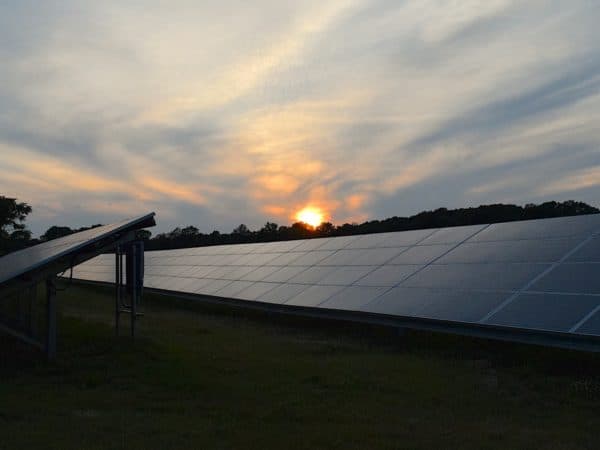 DO SOLAR PANELS WORK AT NIGHT?